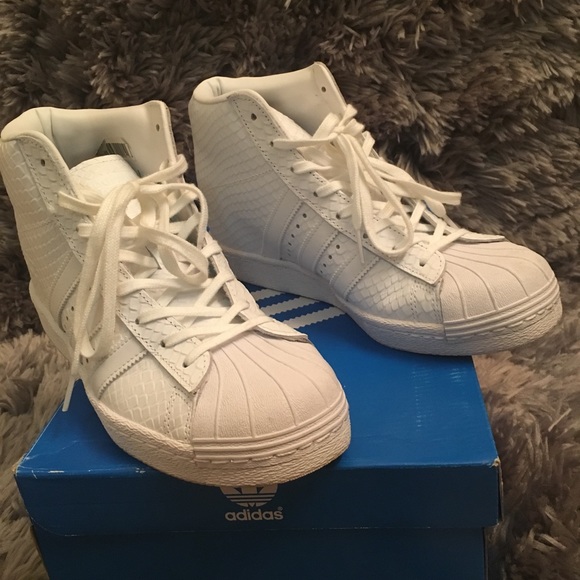 ADIDAS⭐️ Shoes - Adidas ⭐️SUPERSTAR⭐️ UP Originals SZ 9